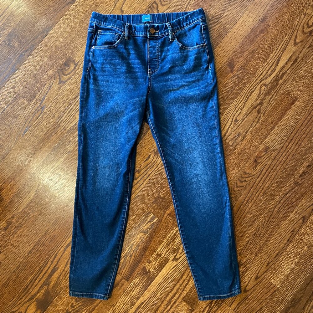 LAST CHANCE: Jag Jeans Medium Wash Pull-On Jeans - Size 12
